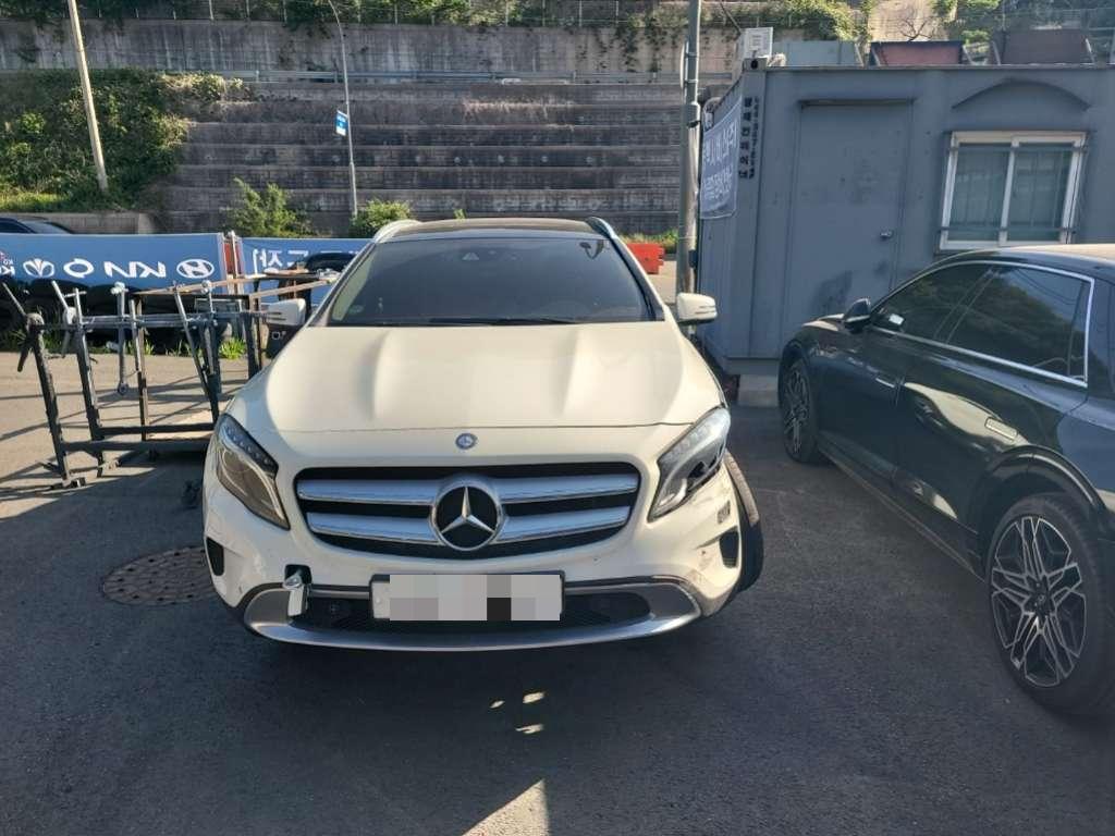 Mercedes-Benz Benz GLA200 d 4Matic