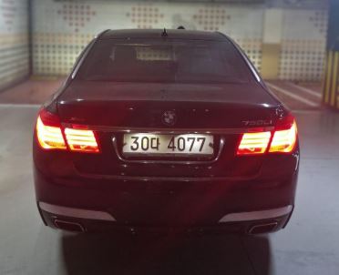 BMW BMW 740i