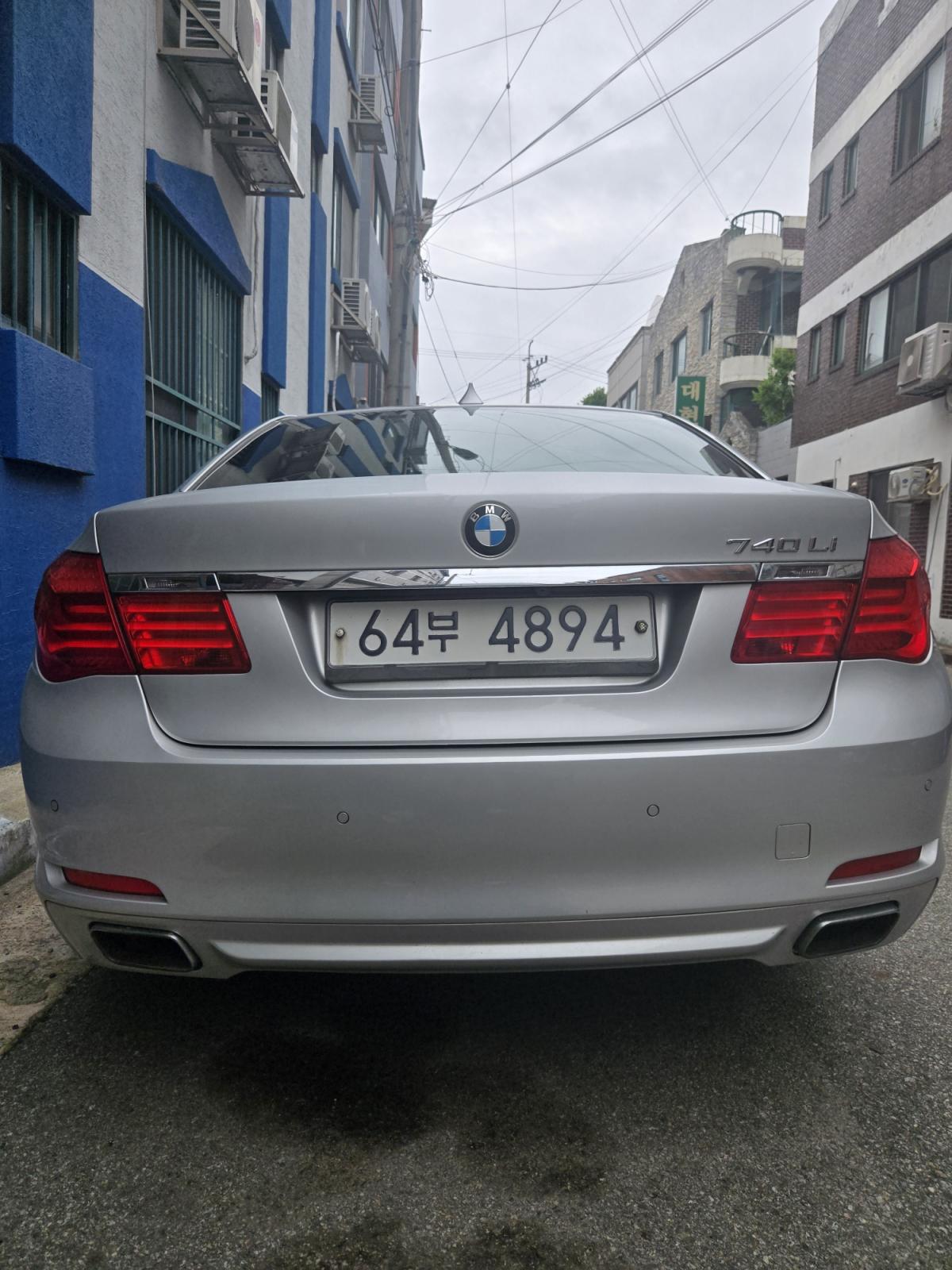 BMW BMW 740Li