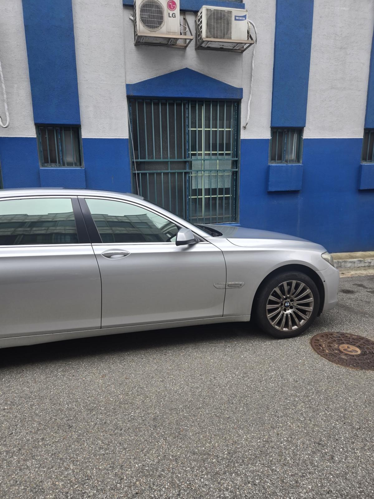 BMW BMW 740Li