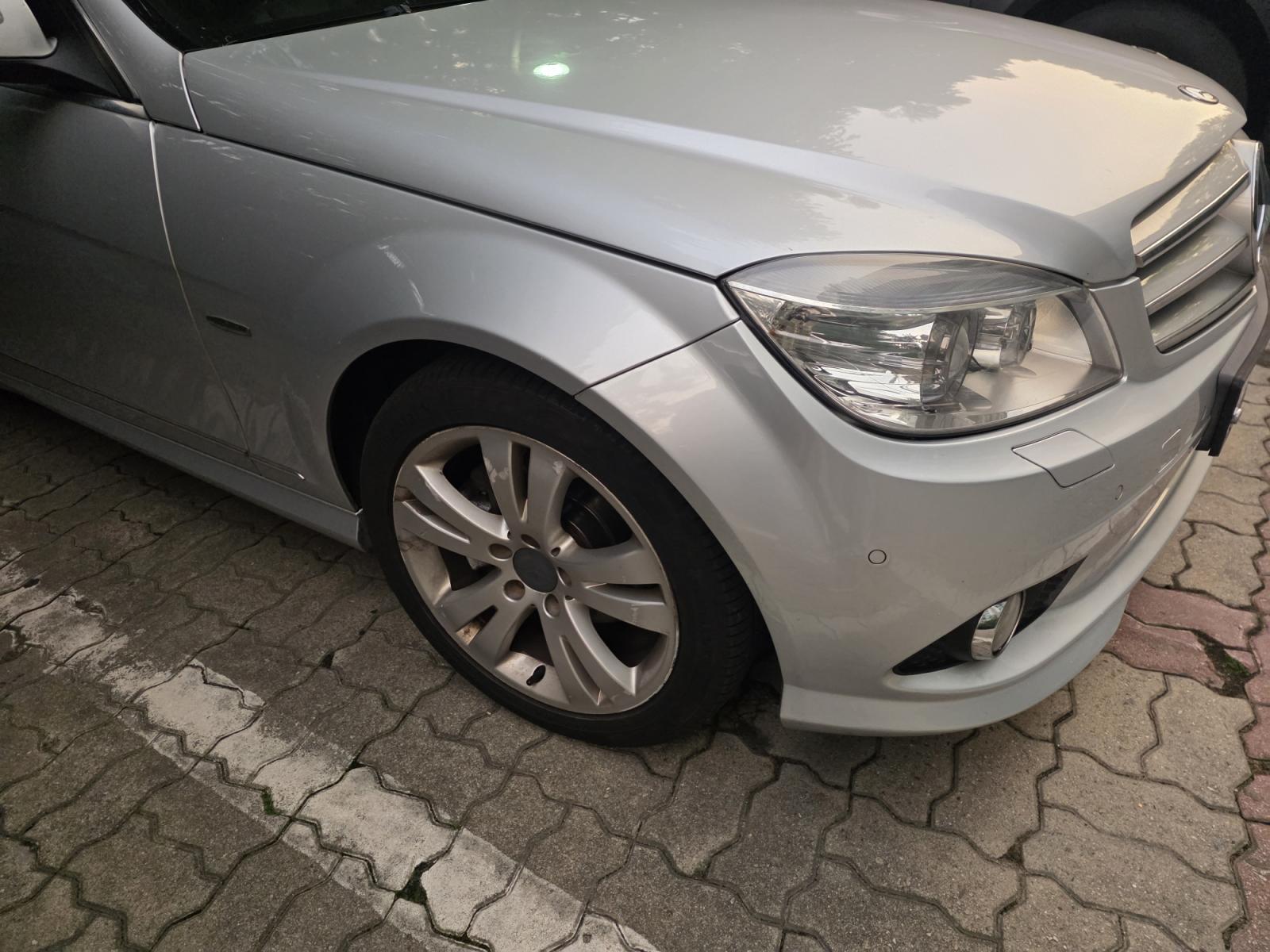 Mercedes-Benz Benz C200