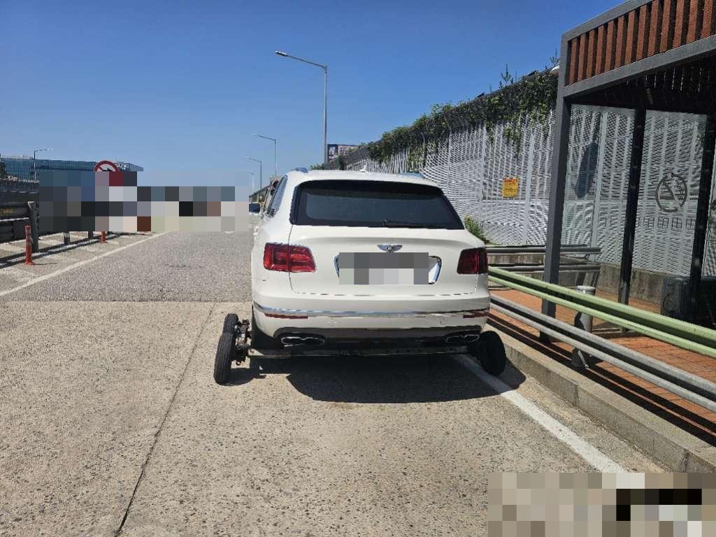 Bentley Bentayga V8
