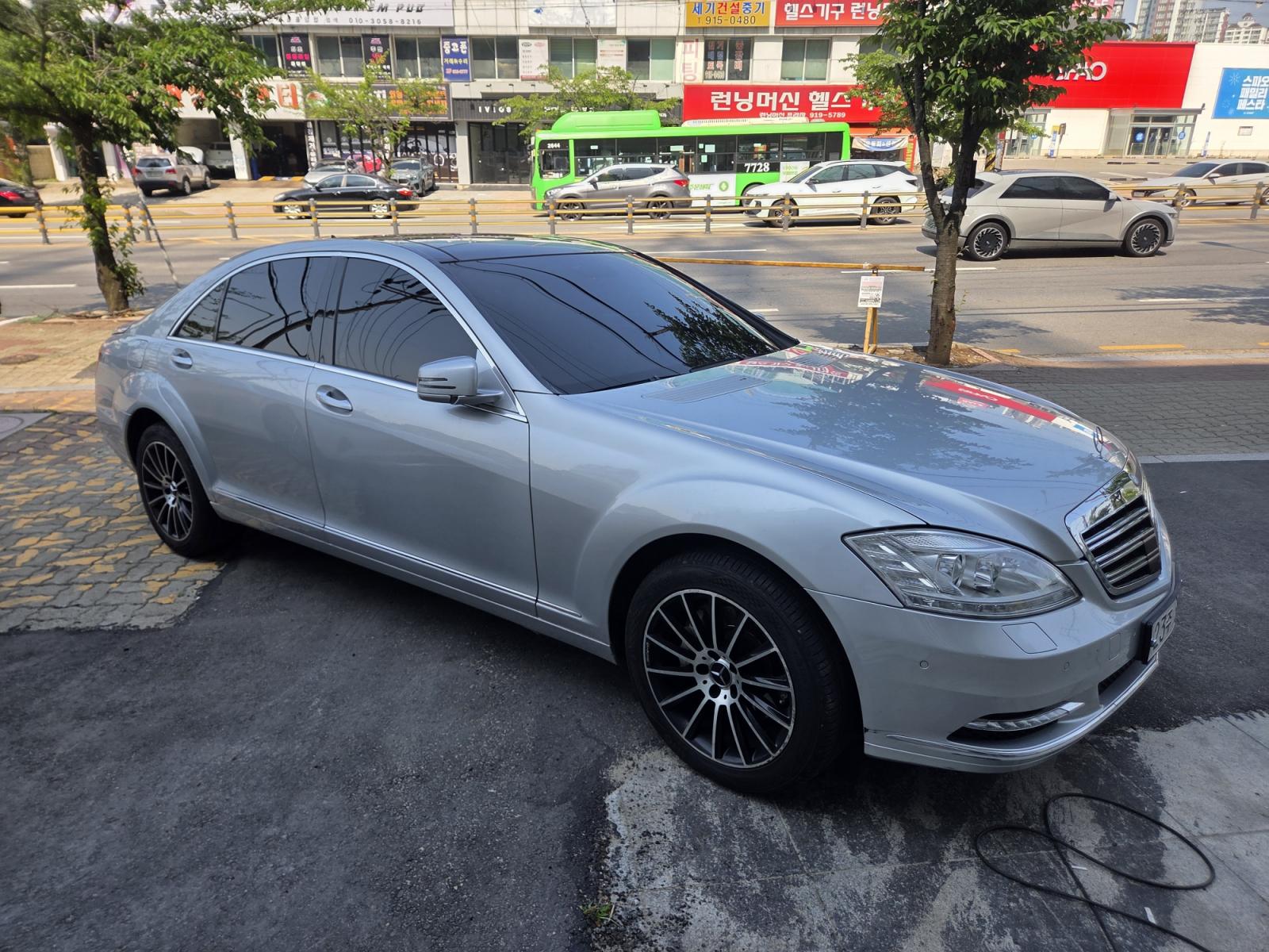 Mercedes-Benz S350L