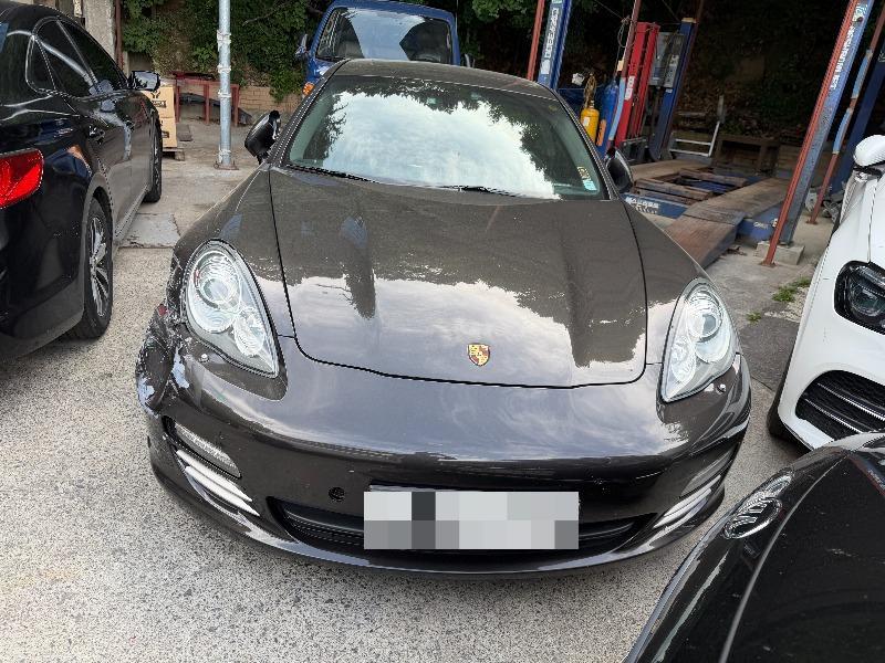 Porsche Porsche Panamera 4