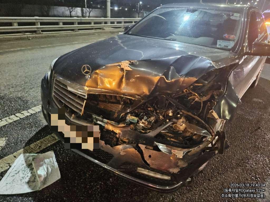 Mercedes-Benz E300