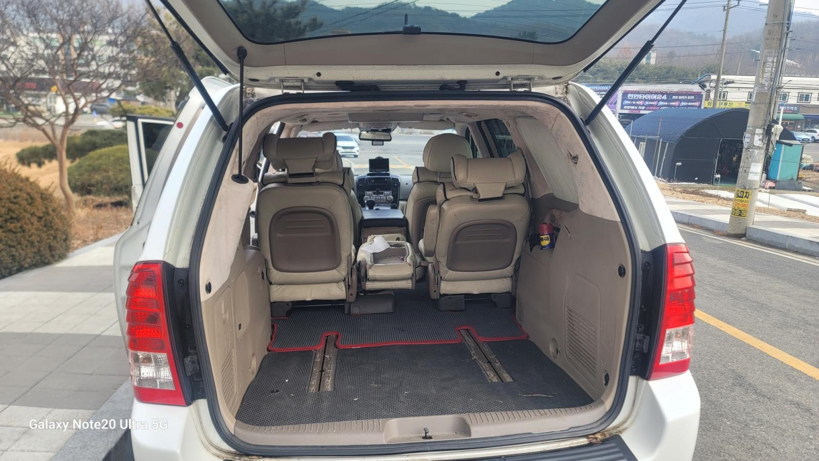 Kia CARNIVAL R 2.2 2012