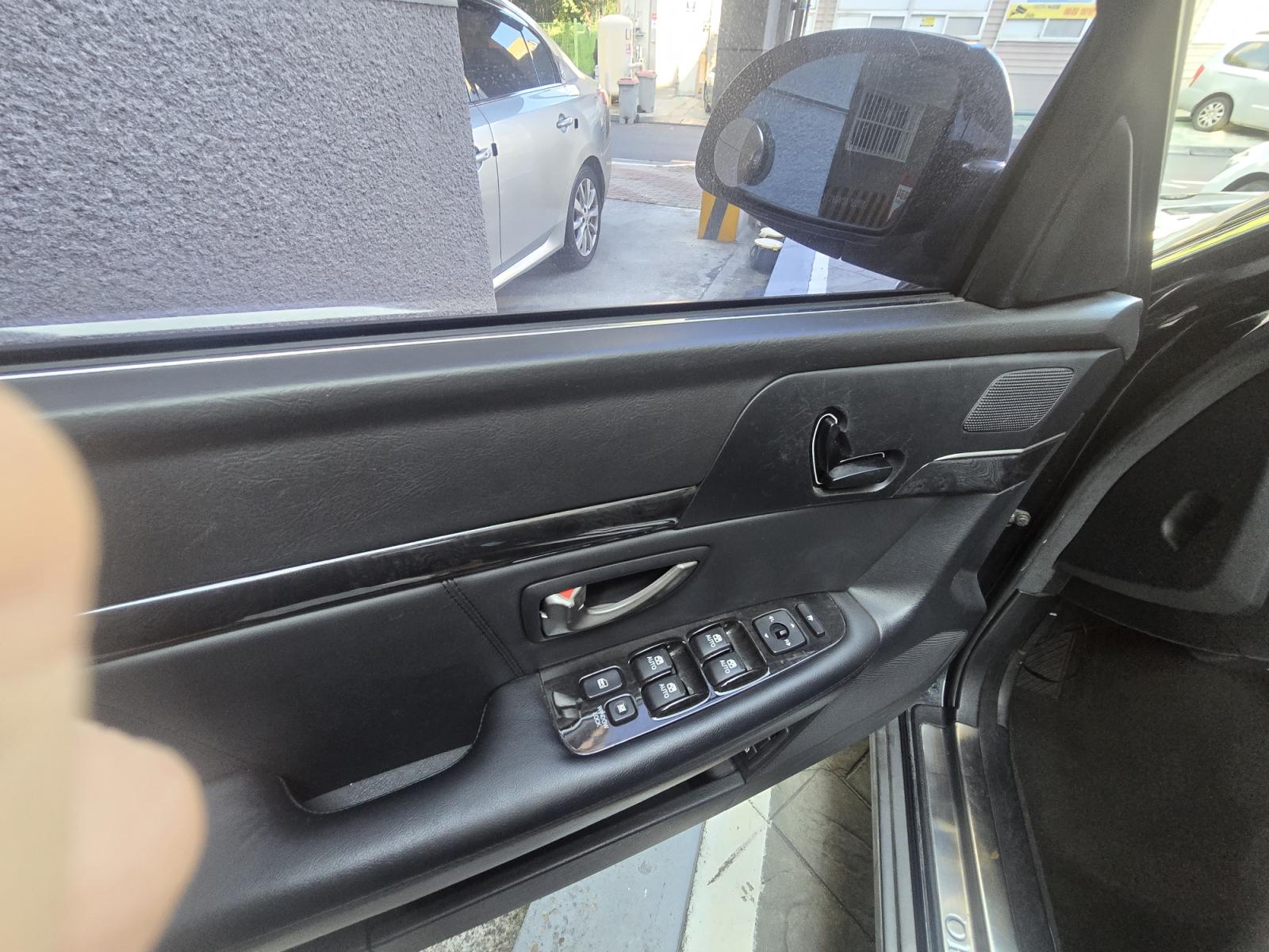 Kia Opirus 2.7 2009