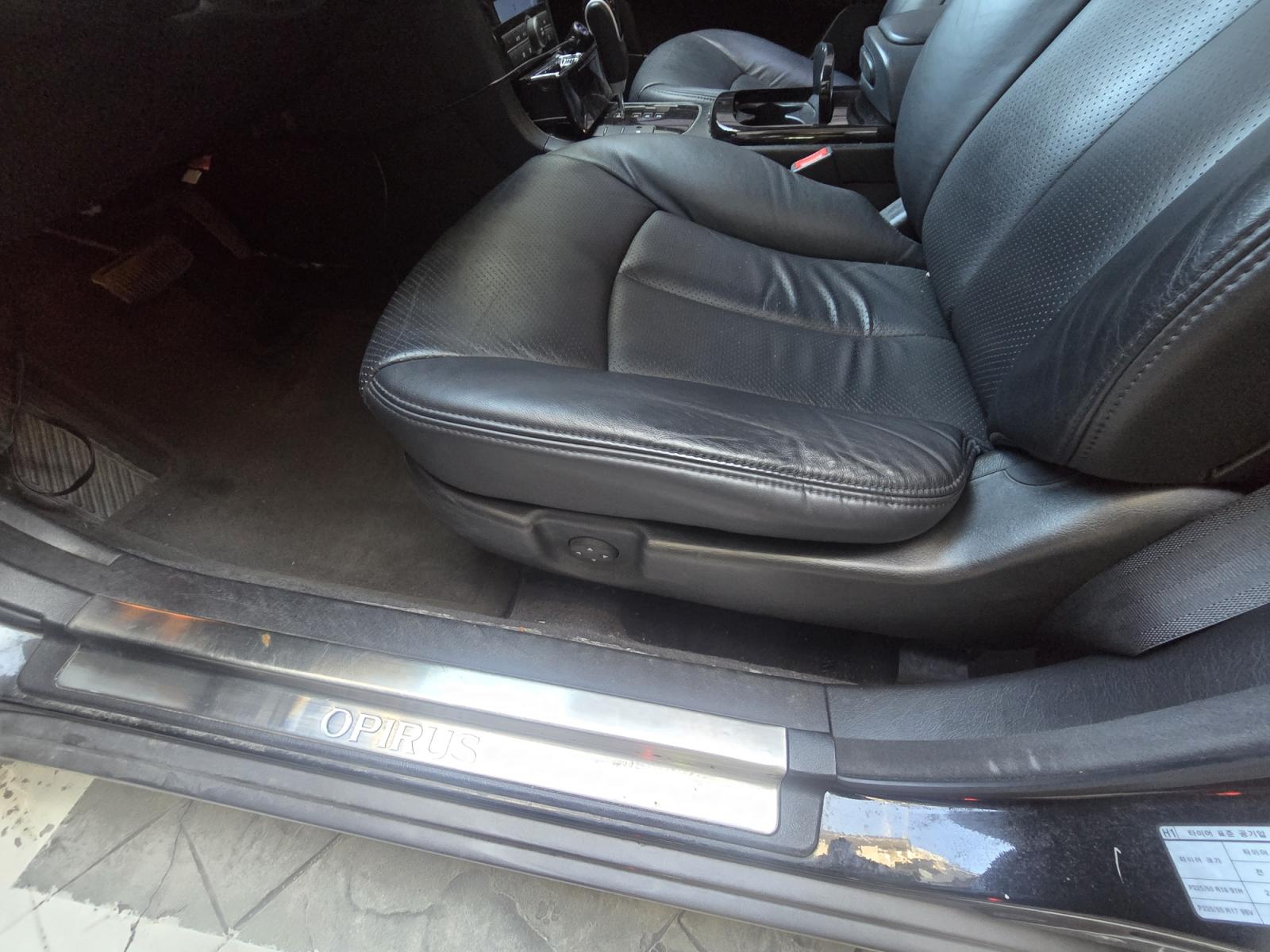 Kia Opirus 2.7 2009