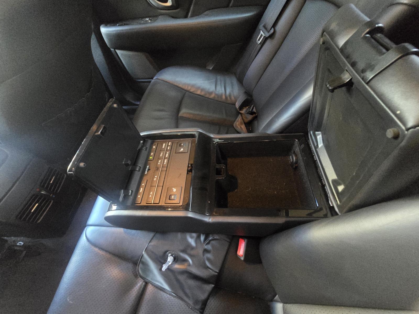 Kia Opirus 2.7 2009