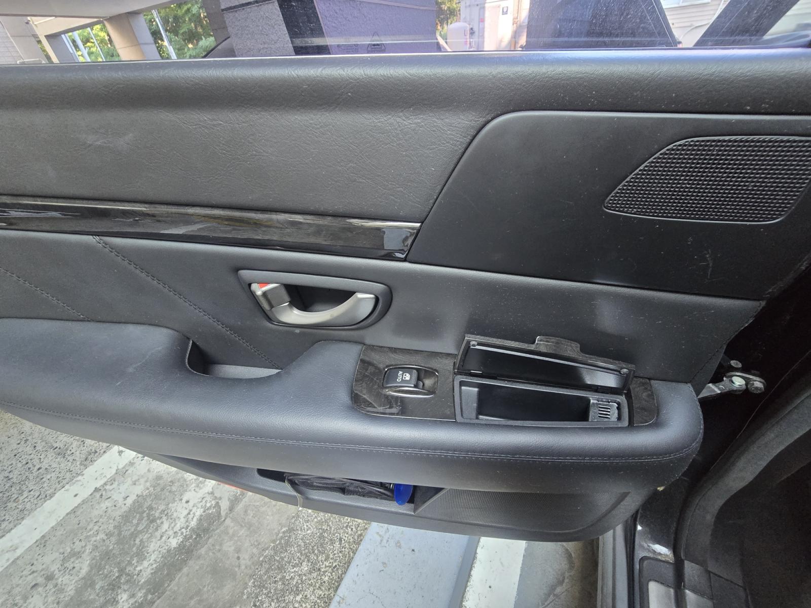 Kia Opirus 2.7 2009
