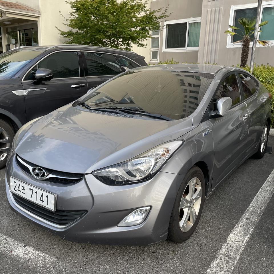 Hyundai Elantra 1.6 2011
