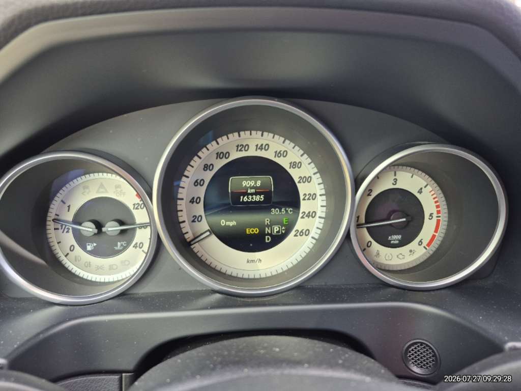 Mercedes-Benz E250 BlueTEC 4Matic 2014