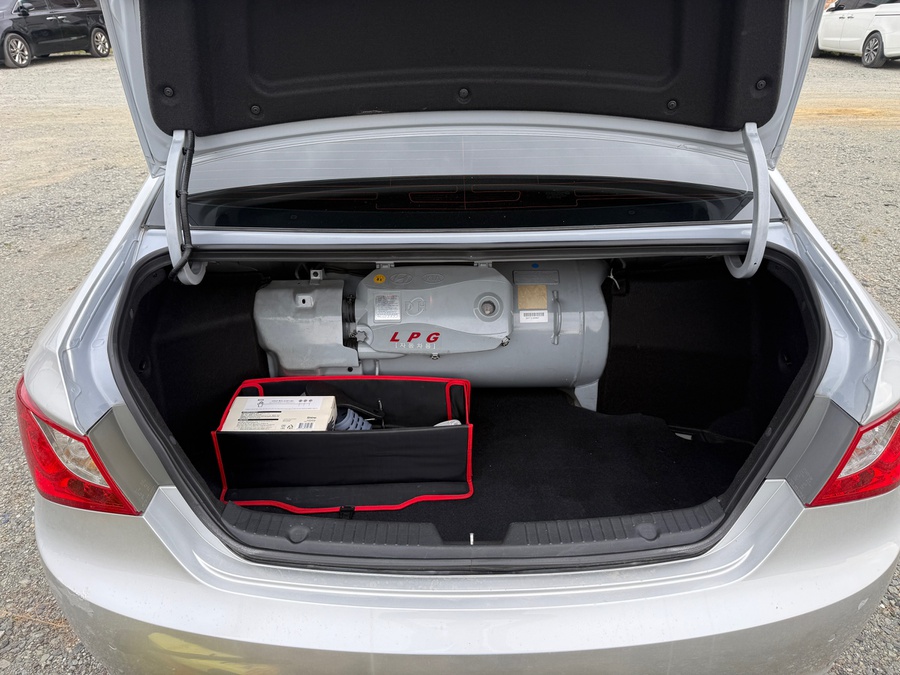 Hyundai Sonata 2.0 LPG 2011