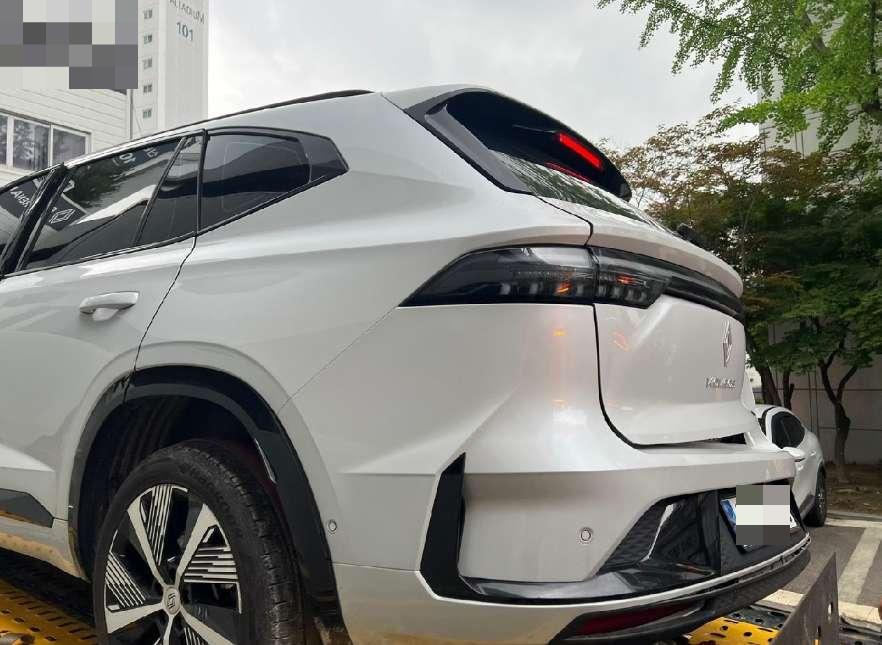 Grand Koleos 하이브리드 2024