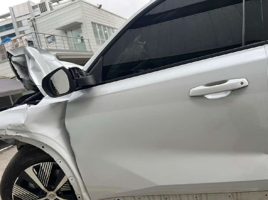 Grand Koleos 하이브리드 2024