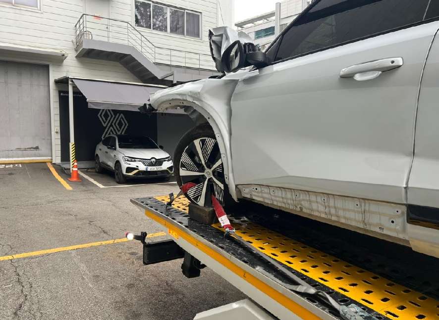 Grand Koleos 하이브리드 2024