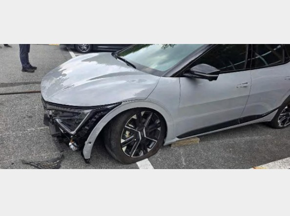 Kia EV6 롱레인지 어스 전기차 2026
