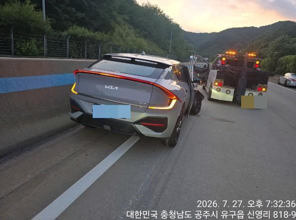 Kia EV6 롱레인지 어스 전기차 2026