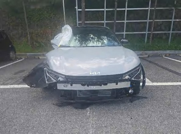 Kia EV6 롱레인지 어스 전기차 2026