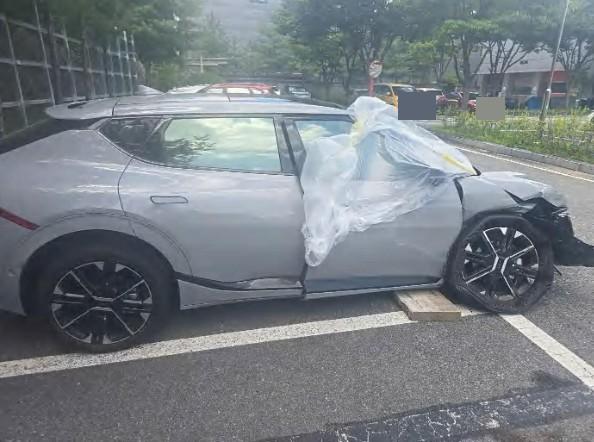 Kia EV6 롱레인지 어스 전기차 2026