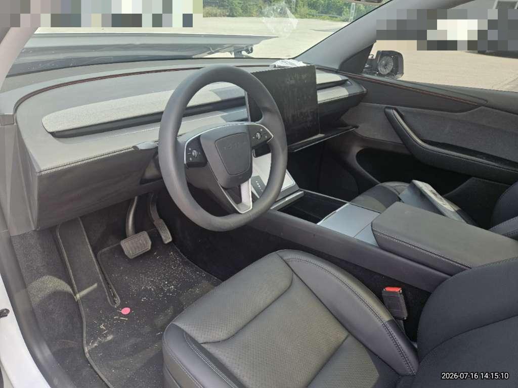 Tesla MODEL Y RWD 2025