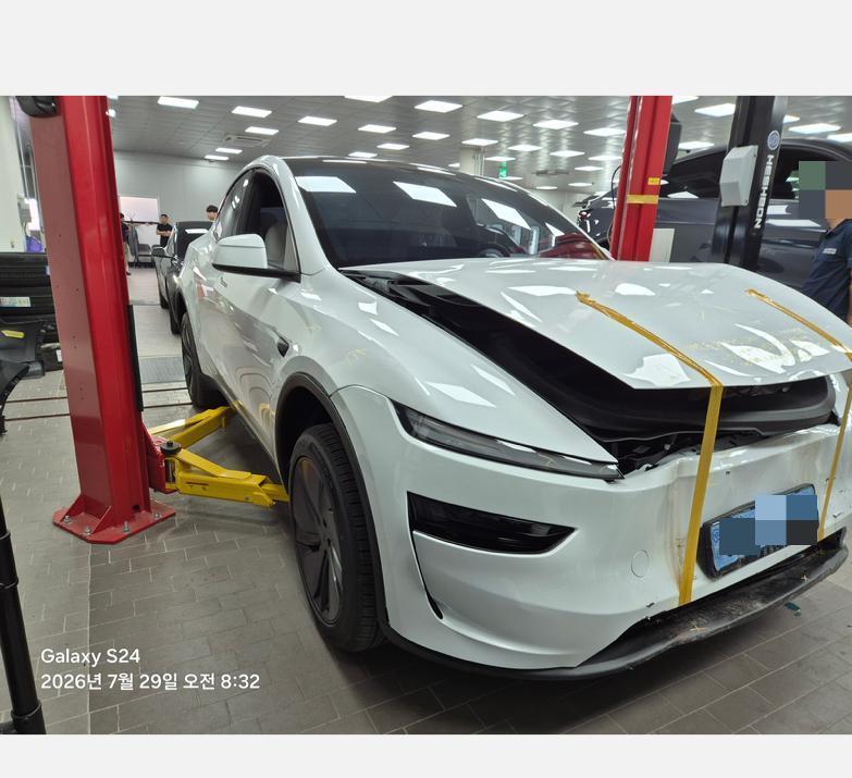 Tesla MODEL Y Premium RWD 2026