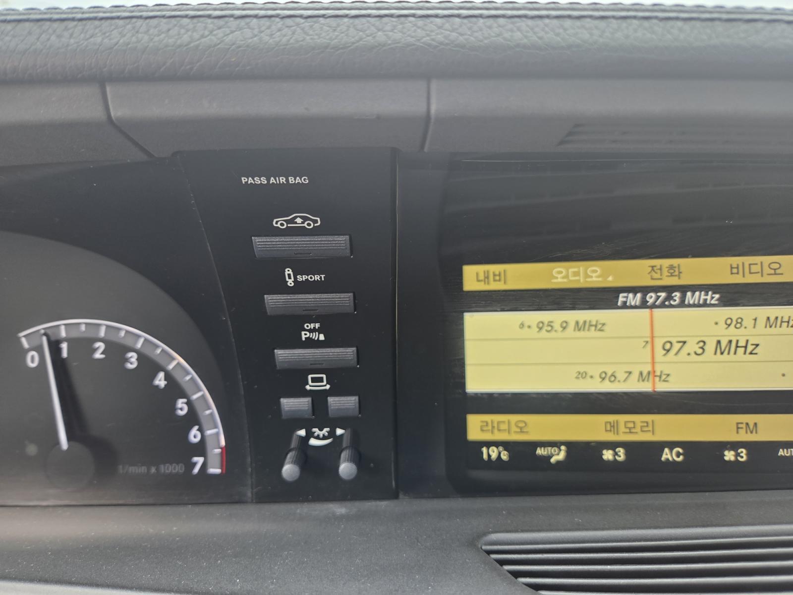 hc:1785811118_09838_11.jpg