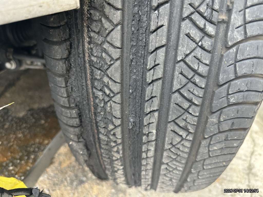 Land Land Rover Defender 110 D300