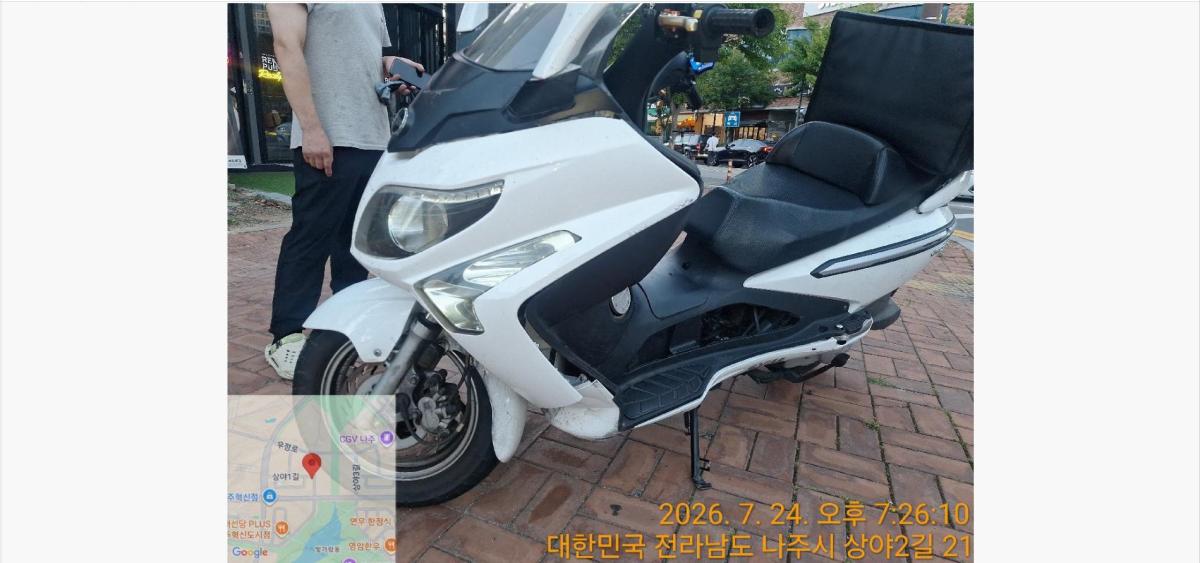 hc:1785919856_90577_.jpg