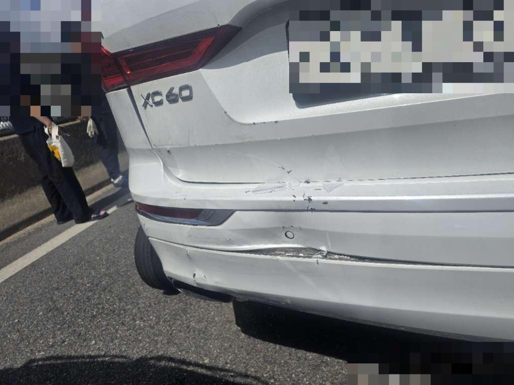 hc:1785997392_64213_.jpg