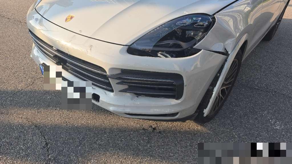 porsche porsche cayenne