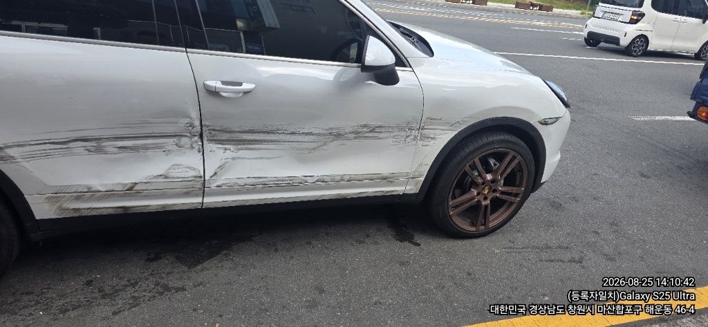 Porsche Porsche Cayenne Diesel Platinum Edition
