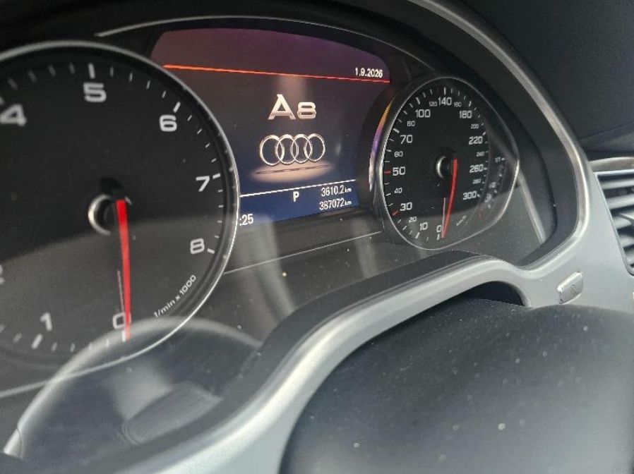 Audi Audi A8L 60 TFSI quattro