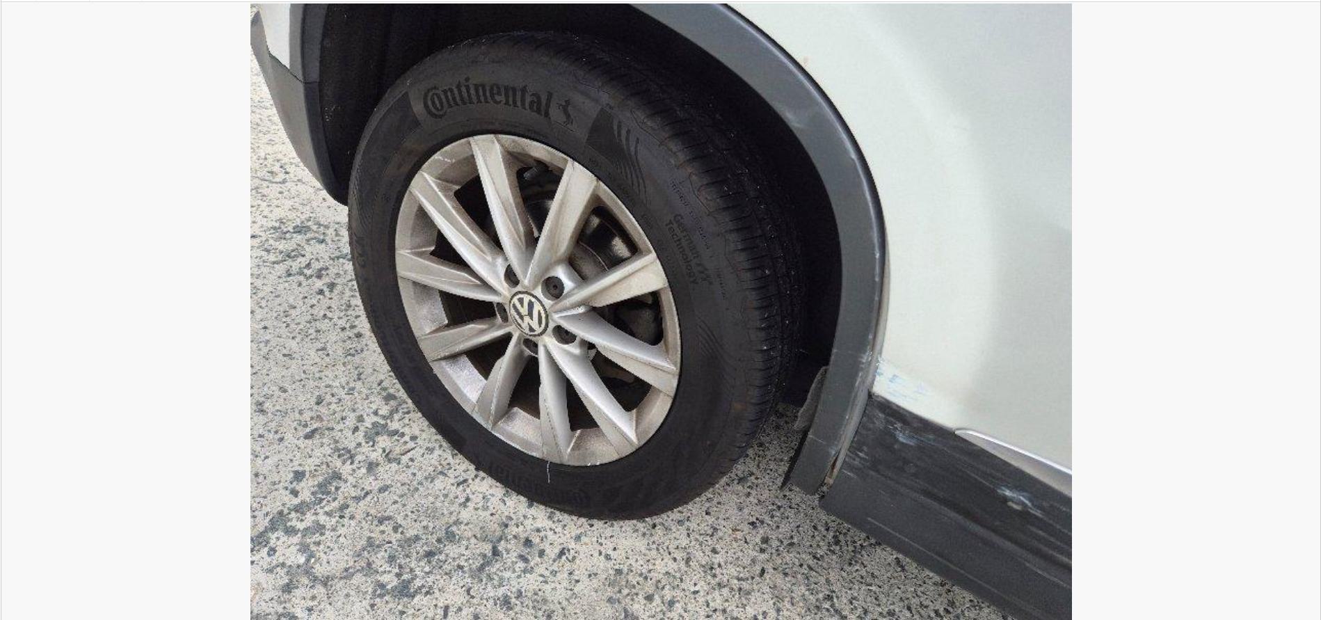 Volkswagen  Volkswagen Tiguan R rear heel