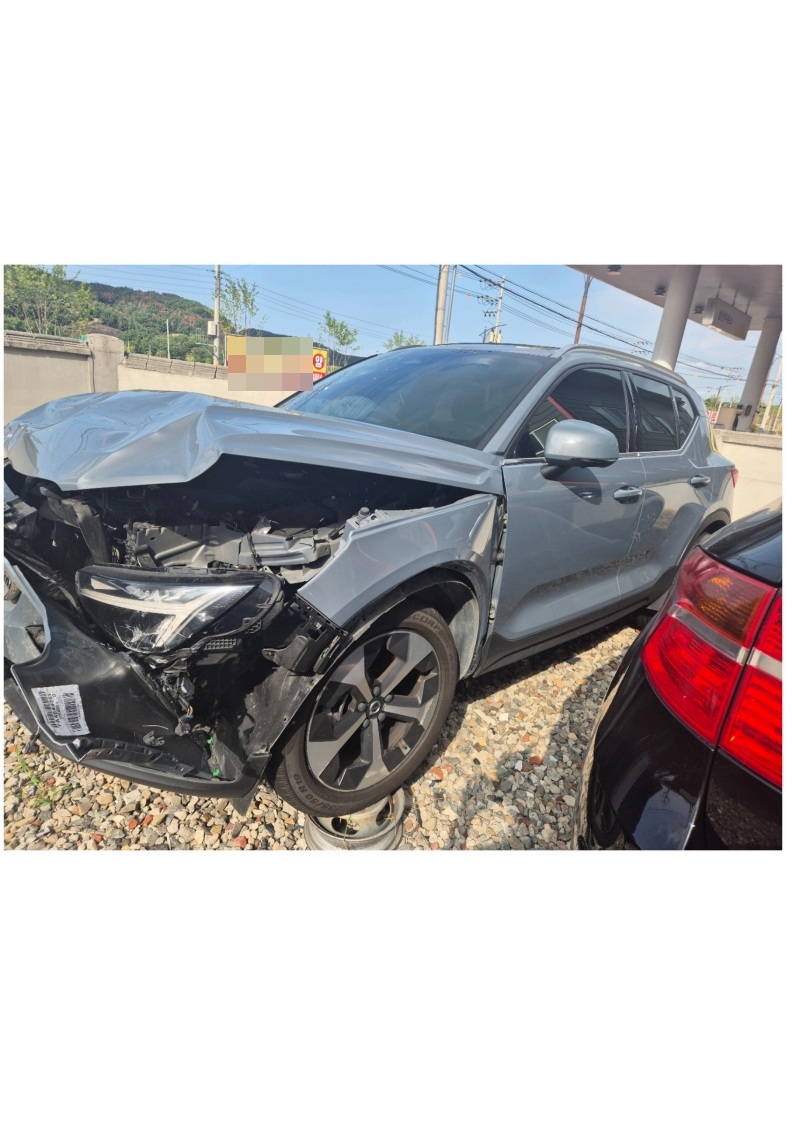 Volvo Volvo XC40B4 AWD
