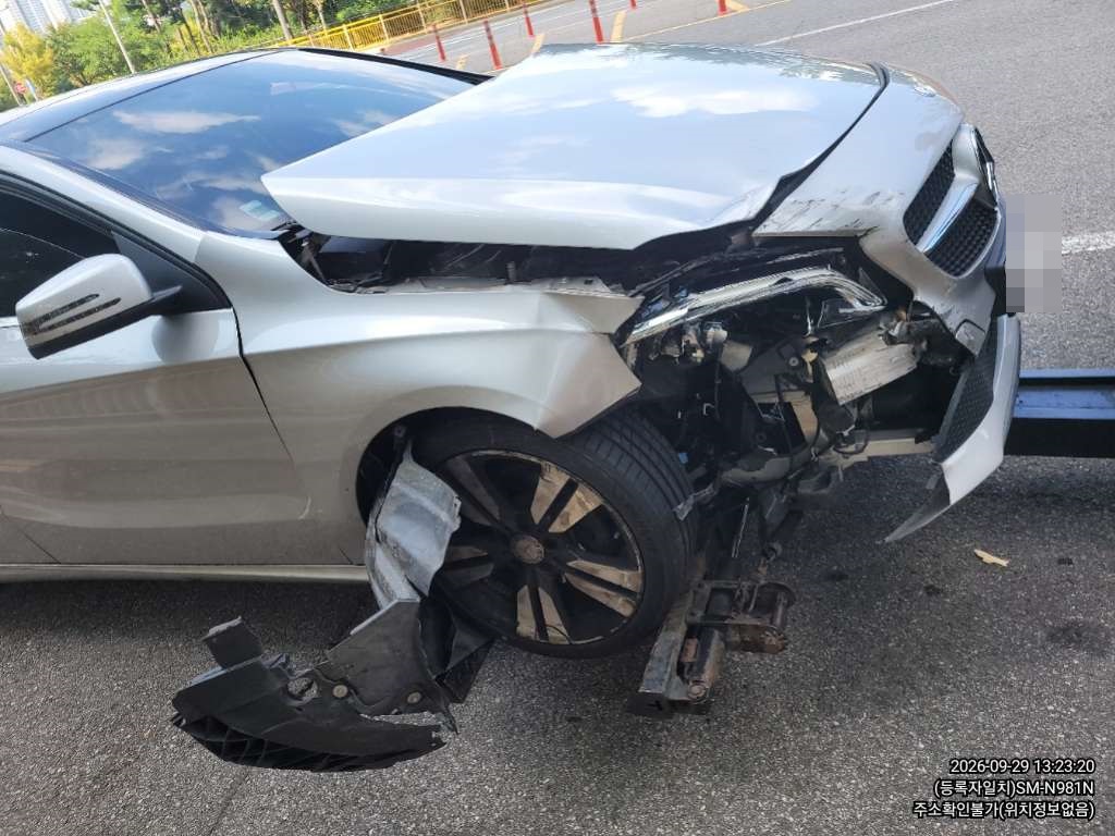 Mercedes-Benz Benz A200