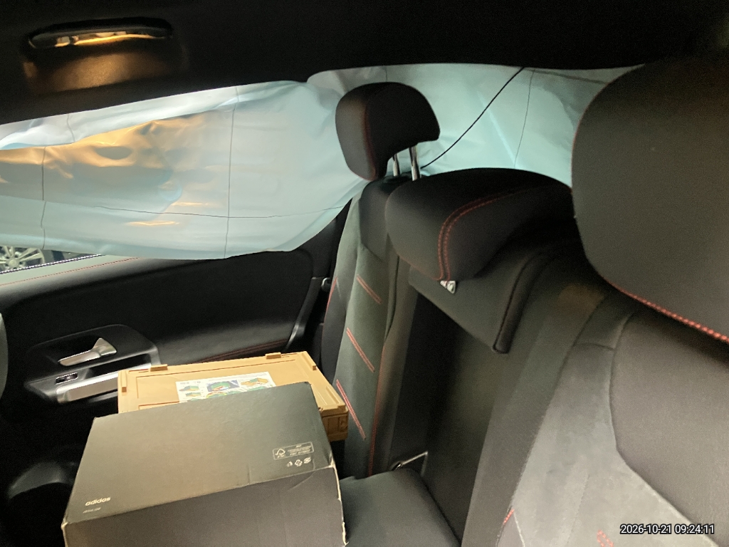 Mercedes-Benz Mercedes GLB250 4MATIC
